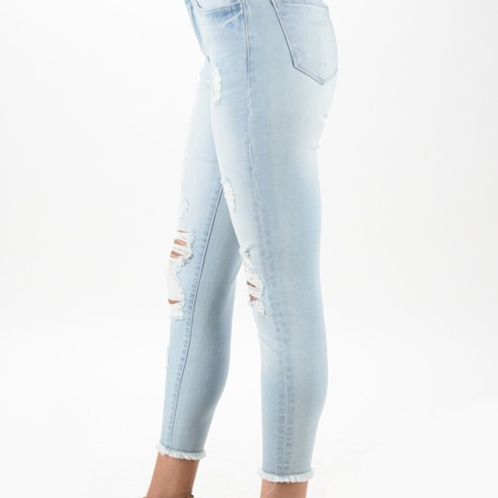 Light Washed Distressed Jeans - Picture 5 of 6